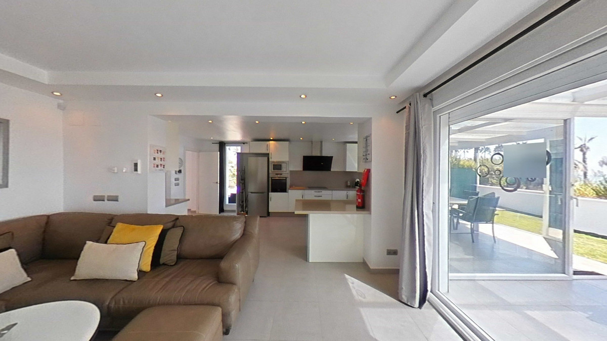 3 Bed Townhouse for sale in New Golden Mile Costa Del Sol, Málaga, Spain