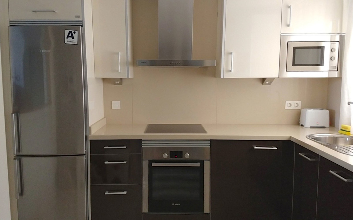 2 Bed Apartment for sale in Estepona Costa Del Sol, Málaga, Spain