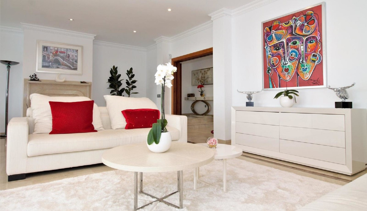 Se vende Villa - Chalet de 10 dormitorios en Costa Del Sol, Málaga, España