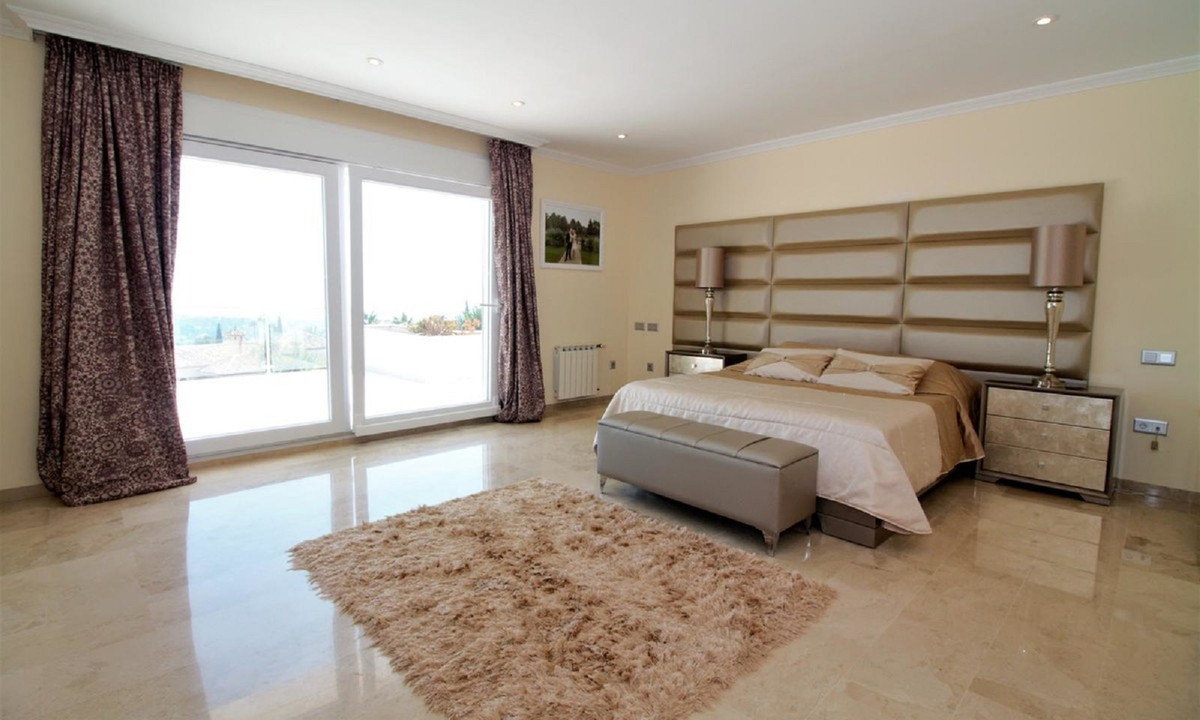 Se vende Villa - Chalet de 10 dormitorios en Costa Del Sol, Málaga, España