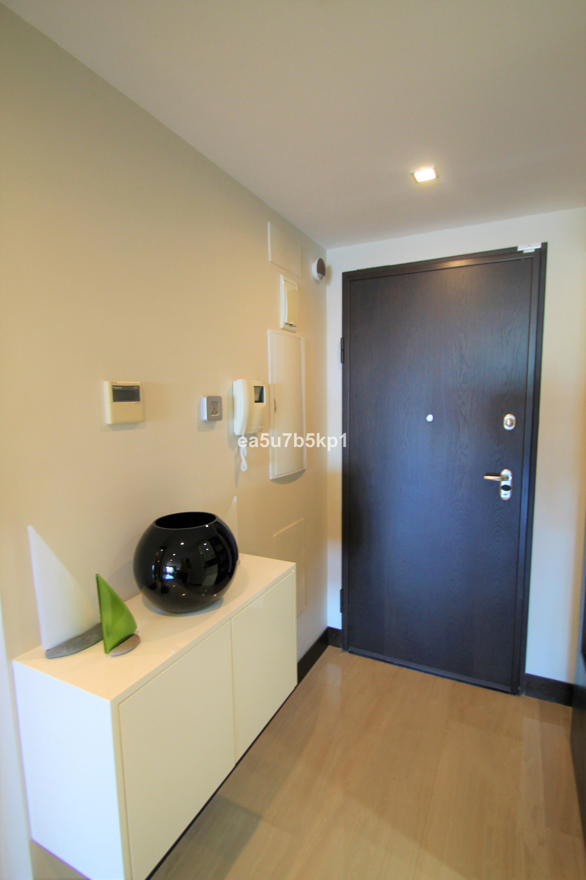 3 Bed Apartment for sale in Benahavís Costa Del Sol, Málaga, Spain