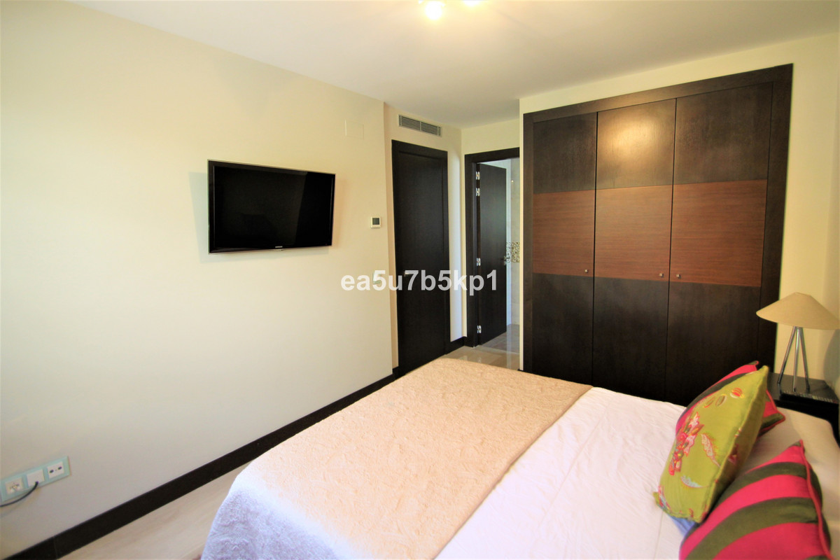 3 Bed Apartment for sale in Benahavís Costa Del Sol, Málaga, Spain