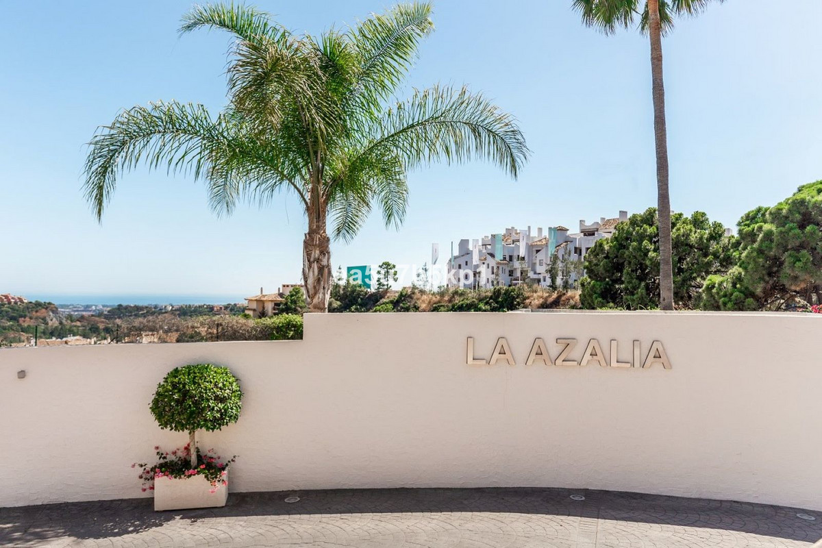 3 Bed Apartment for sale in Benahavís Costa Del Sol, Málaga, Spain