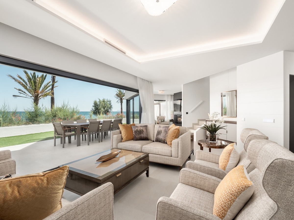 Se vende Casa en Estepona, Málaga, España
