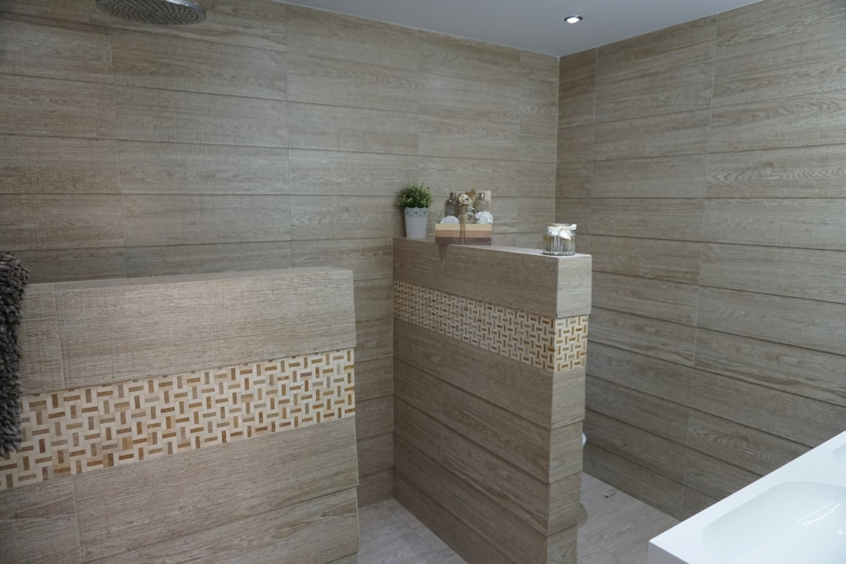 Se vende Villa - Chalet de 4 dormitorios en Costa Del Sol East, Málaga, España