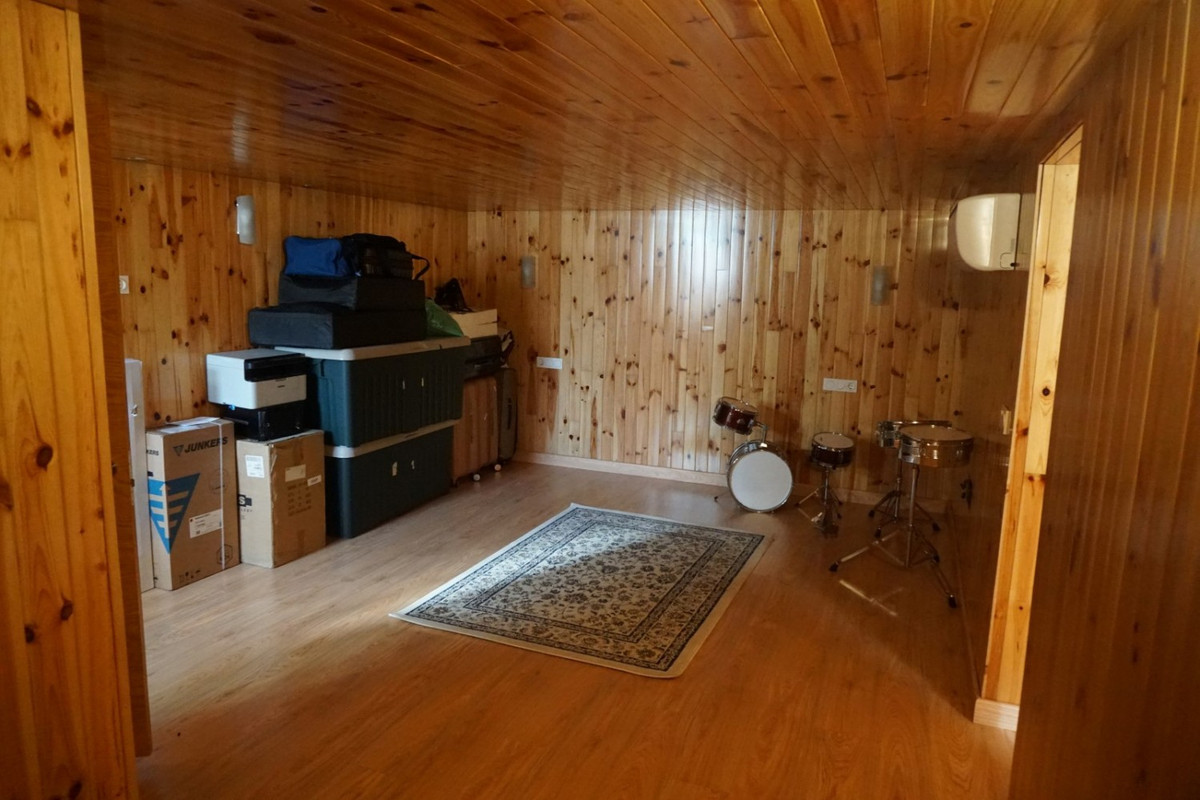 Se vende Villa - Chalet de 4 dormitorios en Costa Del Sol East, Málaga, España