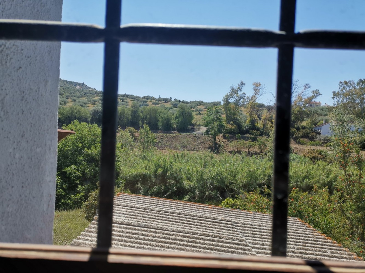 Se vende Finca - Cortijo de 3 dormitorios en Costa Del Sol East, Málaga, España