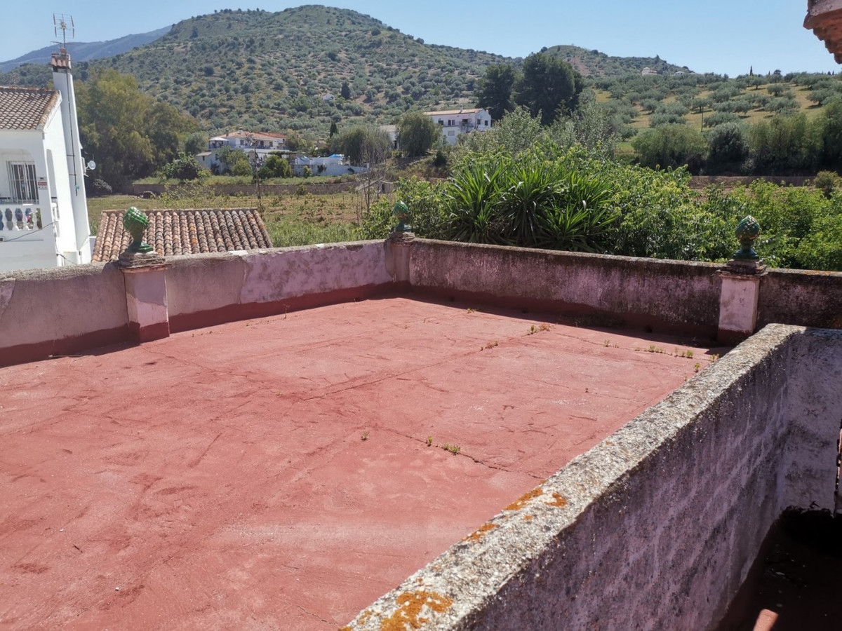 Se vende Finca - Cortijo de 3 dormitorios en Costa Del Sol East, Málaga, España