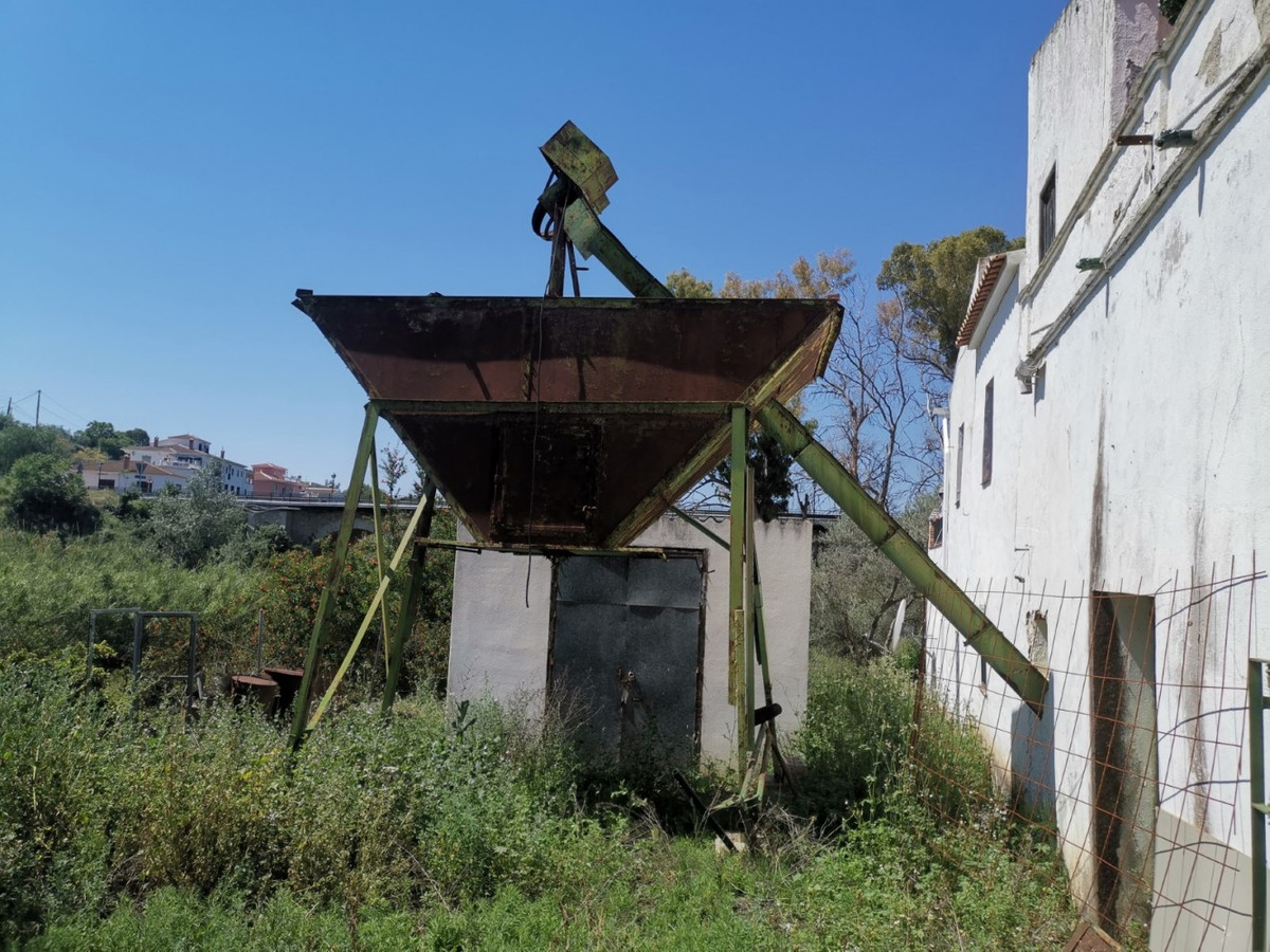 Se vende Finca - Cortijo de 3 dormitorios en Costa Del Sol East, Málaga, España