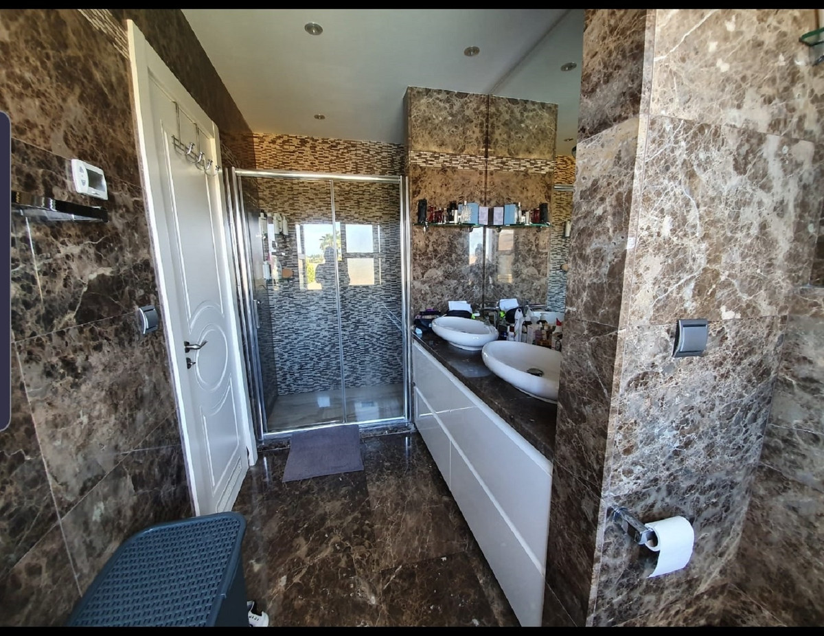 4 Bed Townhouse for sale in San Pedro De Alcántara Costa Del Sol, Málaga, Spain