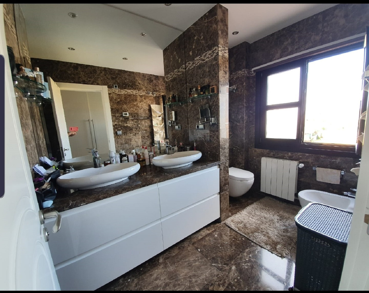 4 Bed Townhouse for sale in San Pedro De Alcántara Costa Del Sol, Málaga, Spain