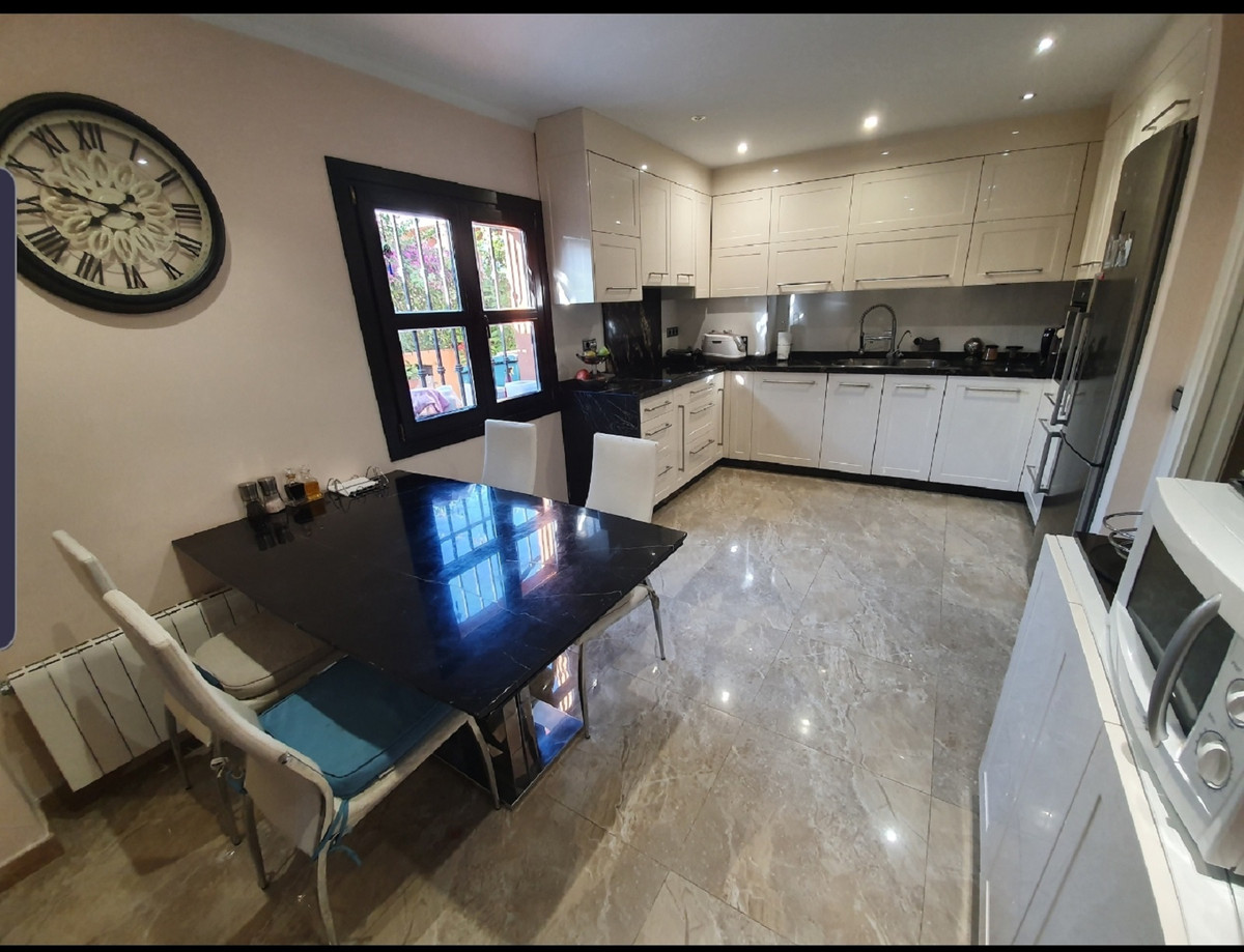 4 Bed Townhouse for sale in San Pedro De Alcántara Costa Del Sol, Málaga, Spain