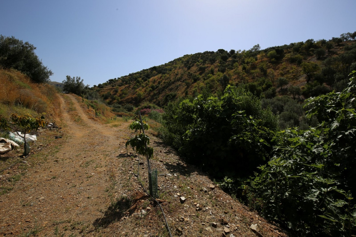 1 Bed Plots for sale in Totalán Costa Del Sol East, Málaga, Spain