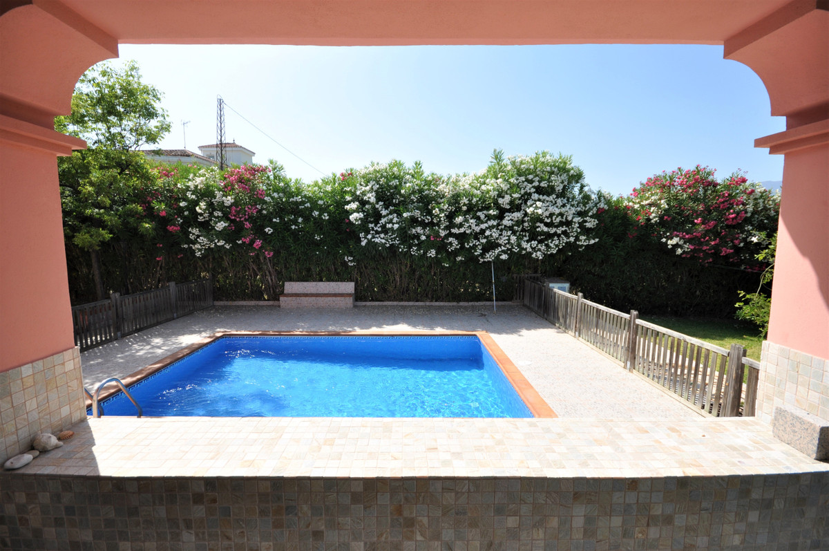 4 Bed Townhouse for sale in Casares Playa Costa Del Sol, Málaga, Spain