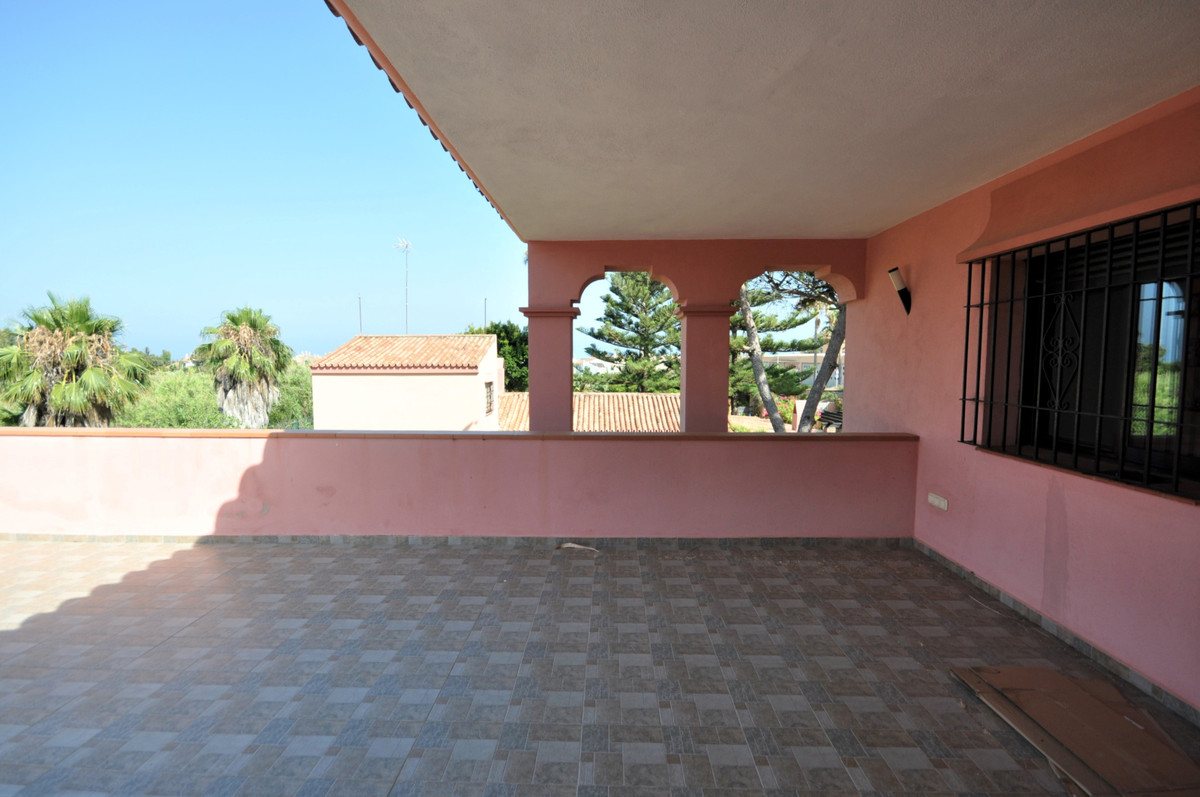 4 Bed Townhouse for sale in Casares Playa Costa Del Sol, Málaga, Spain