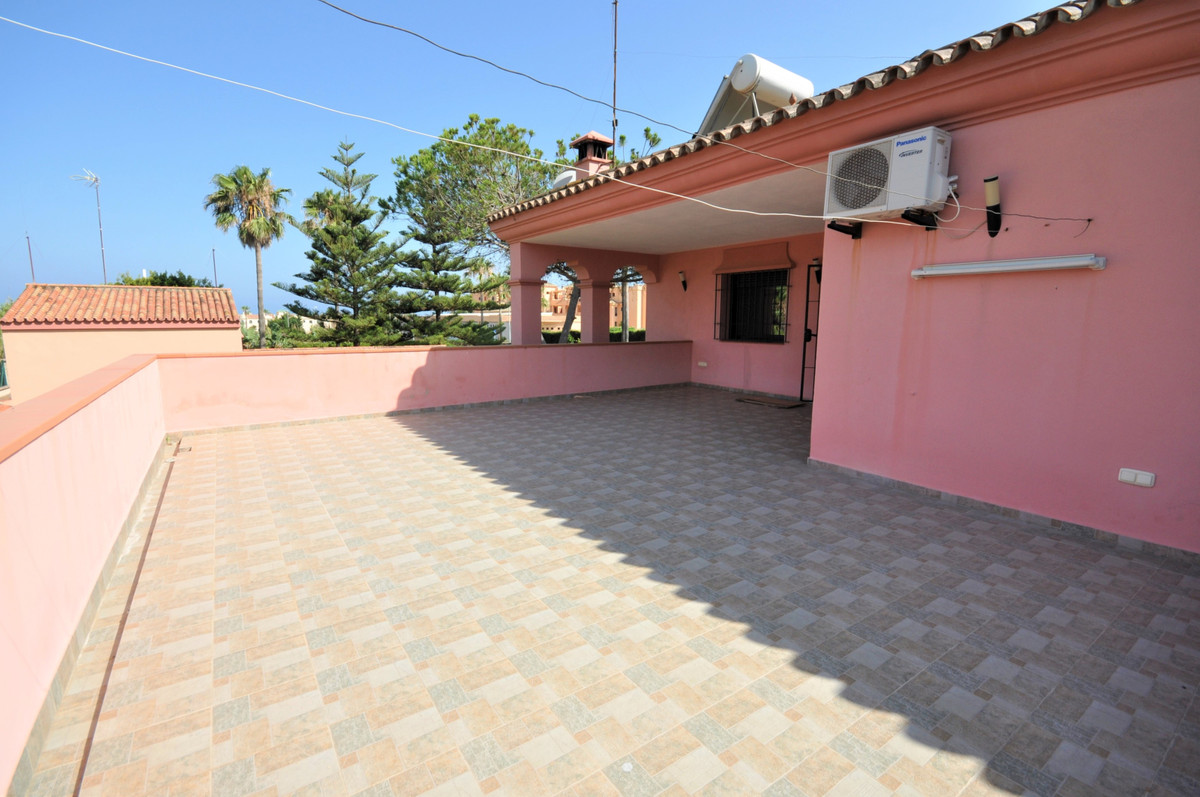 4 Bed Townhouse for sale in Casares Playa Costa Del Sol, Málaga, Spain