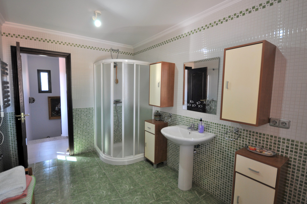 4 Bed Townhouse for sale in Casares Playa Costa Del Sol, Málaga, Spain