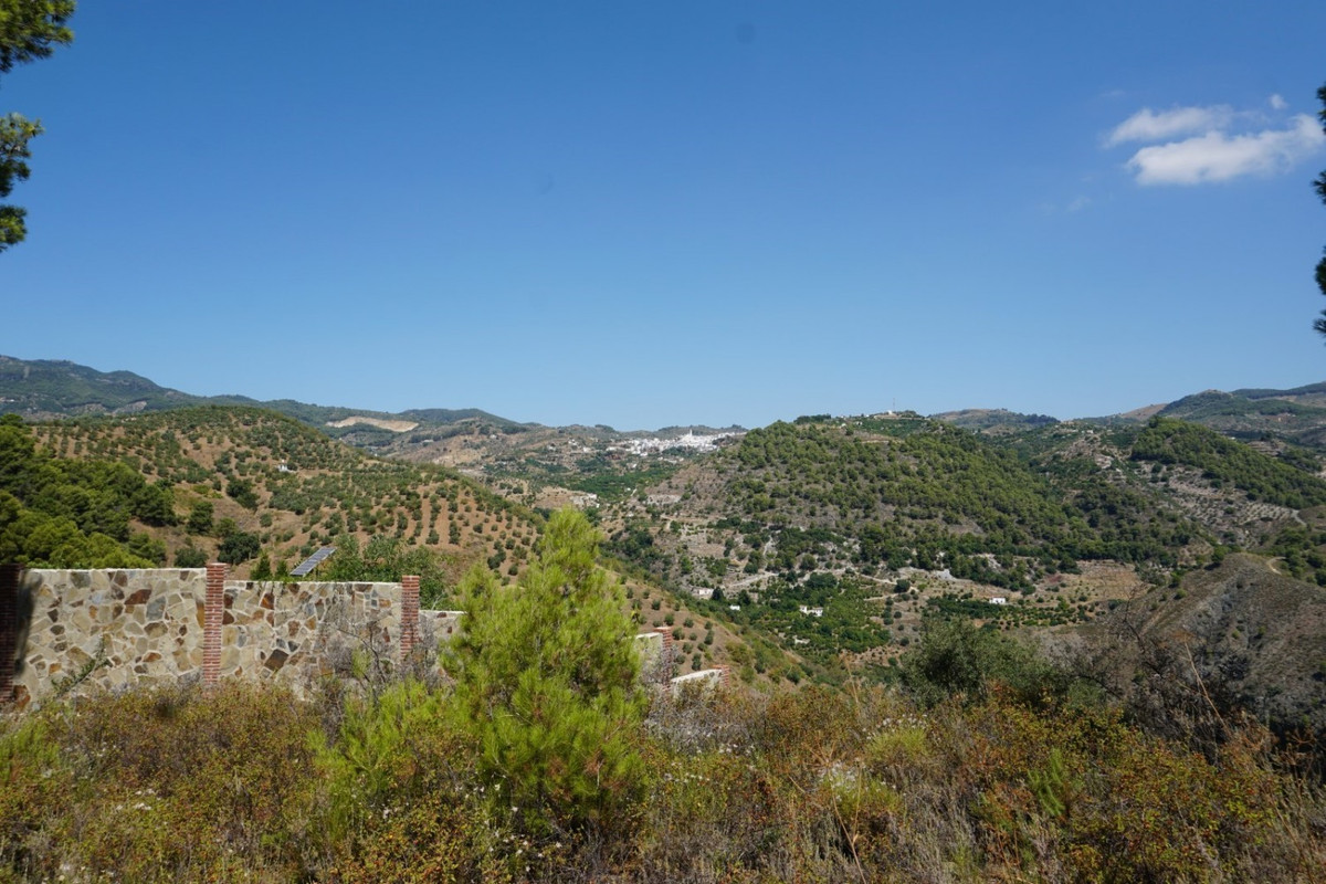 Se vende Finca - Cortijo de 3 dormitorios en Costa Del Sol, Málaga, España