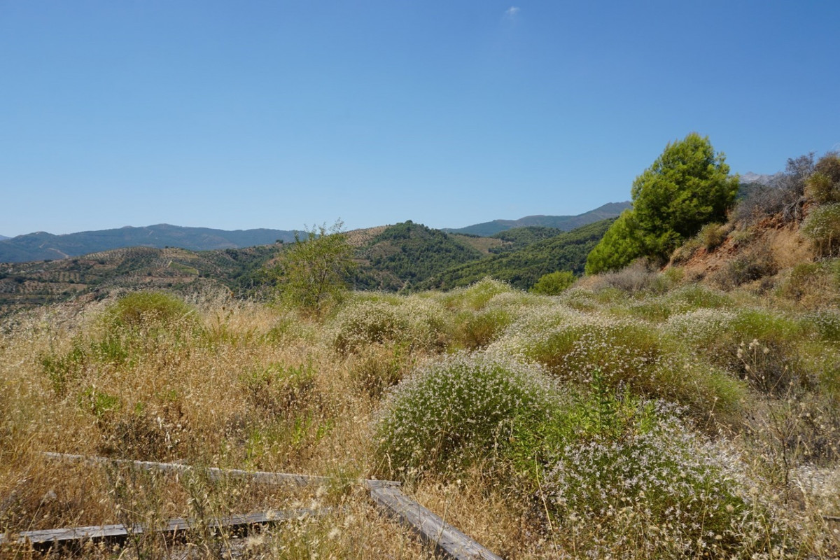 Se vende Finca - Cortijo de 3 dormitorios en Costa Del Sol, Málaga, España