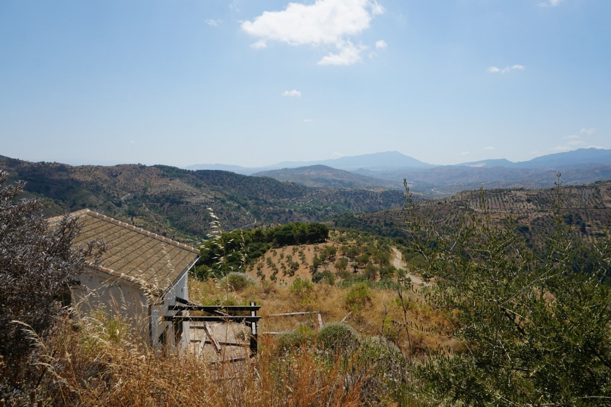 Se vende Finca - Cortijo de 3 dormitorios en Costa Del Sol, Málaga, España