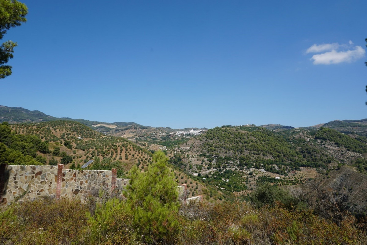 Se vende Finca - Cortijo de 3 dormitorios en Costa Del Sol, Málaga, España