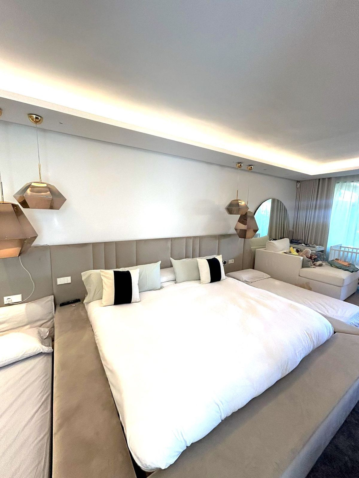 3 Bed Apartment for sale in Atalaya Costa Del Sol, Málaga, Spain