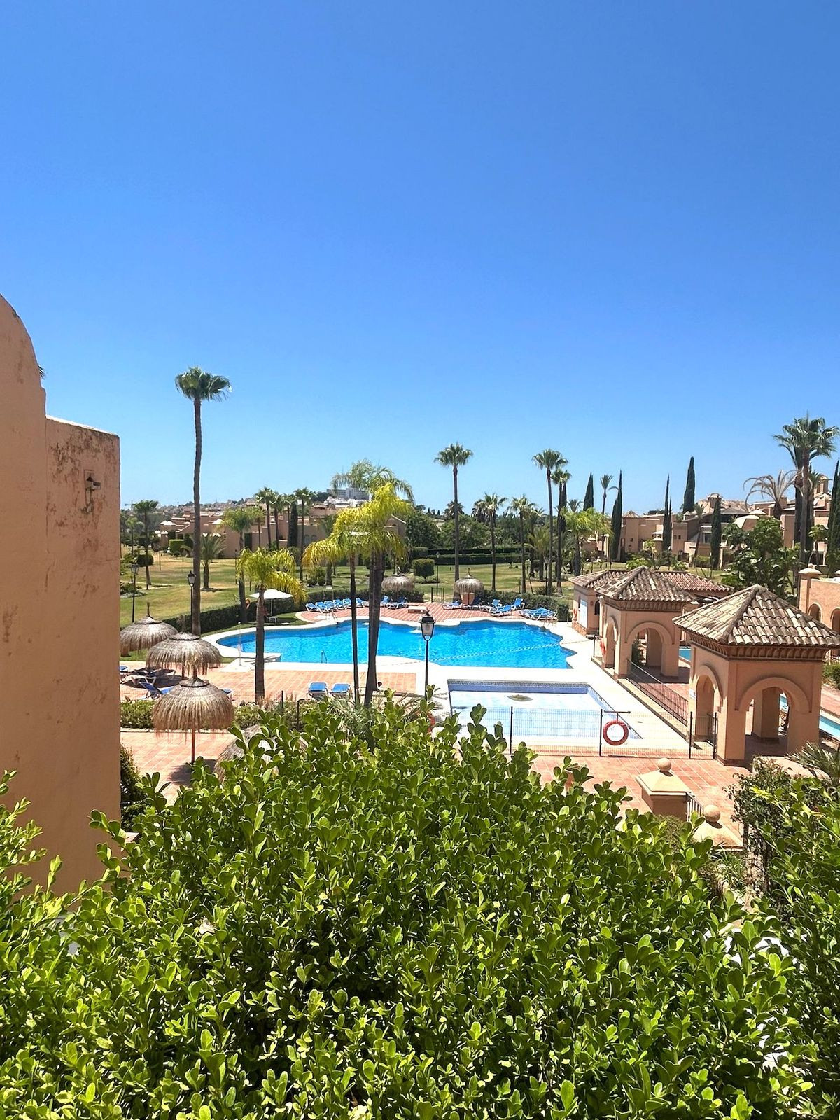 3 Bed Apartment for sale in Atalaya Costa Del Sol, Málaga, Spain