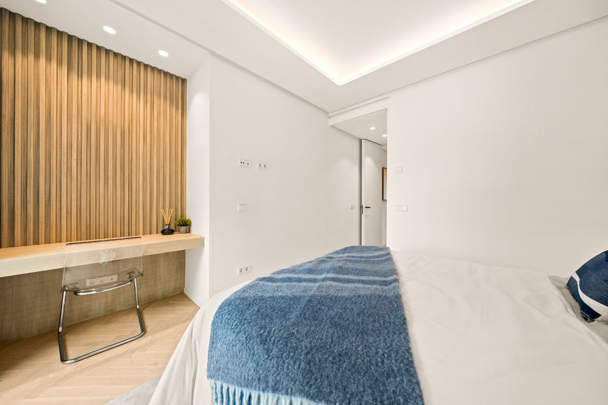 3 Bed Apartment for sale in Atalaya Costa Del Sol, Málaga, Spain