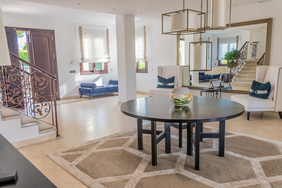 5 Bed Townhouse for sale in Guadalmina Alta Costa Del Sol, Málaga, Spain