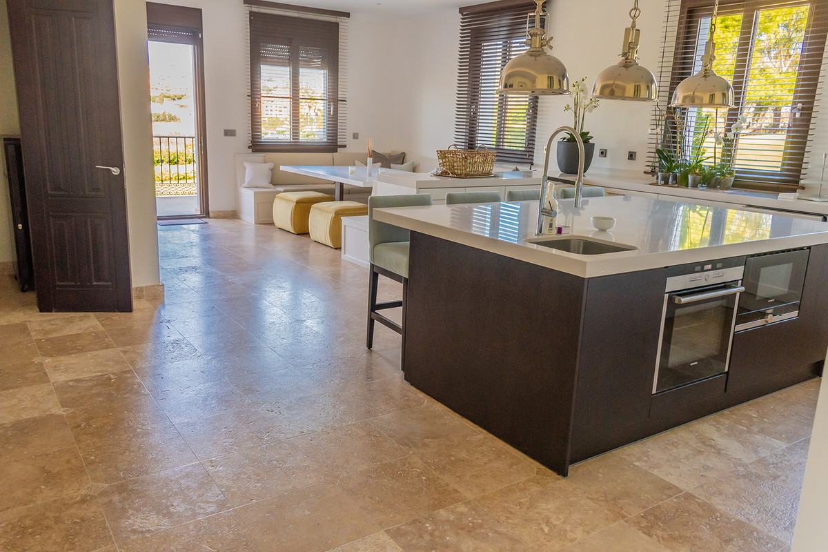 5 Bed Townhouse for sale in Guadalmina Alta Costa Del Sol, Málaga, Spain
