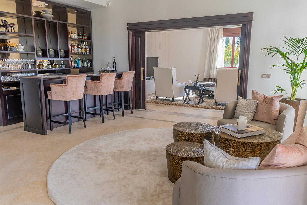5 Bed Townhouse for sale in Guadalmina Alta Costa Del Sol, Málaga, Spain