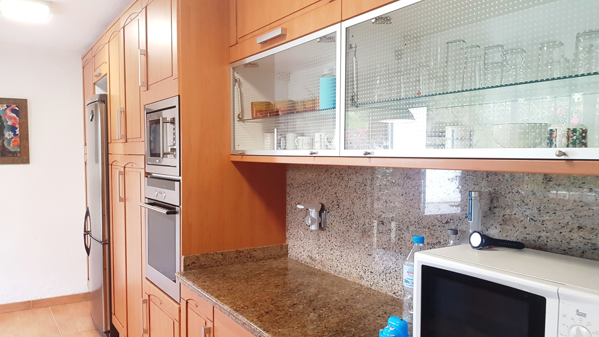Se vende Villa - Chalet de 5 dormitorios en Costa Del Sol, Málaga, España