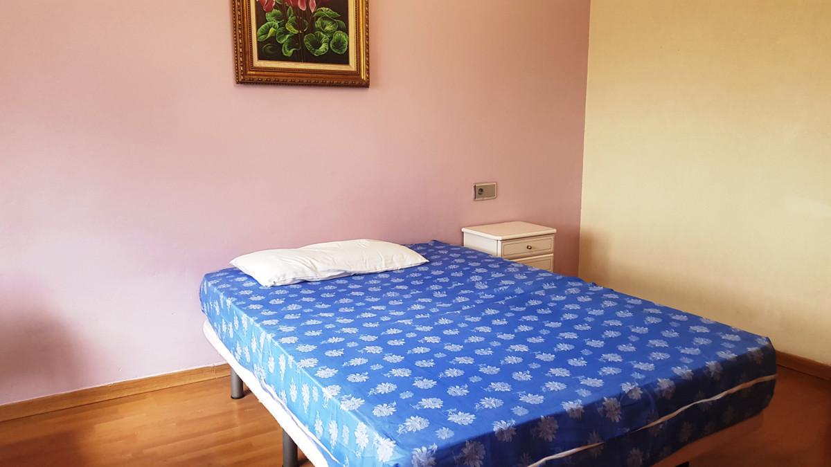 Se vende Villa - Chalet de 5 dormitorios en Costa Del Sol, Málaga, España