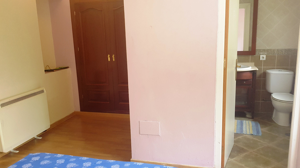 Se vende Villa - Chalet de 5 dormitorios en Costa Del Sol, Málaga, España