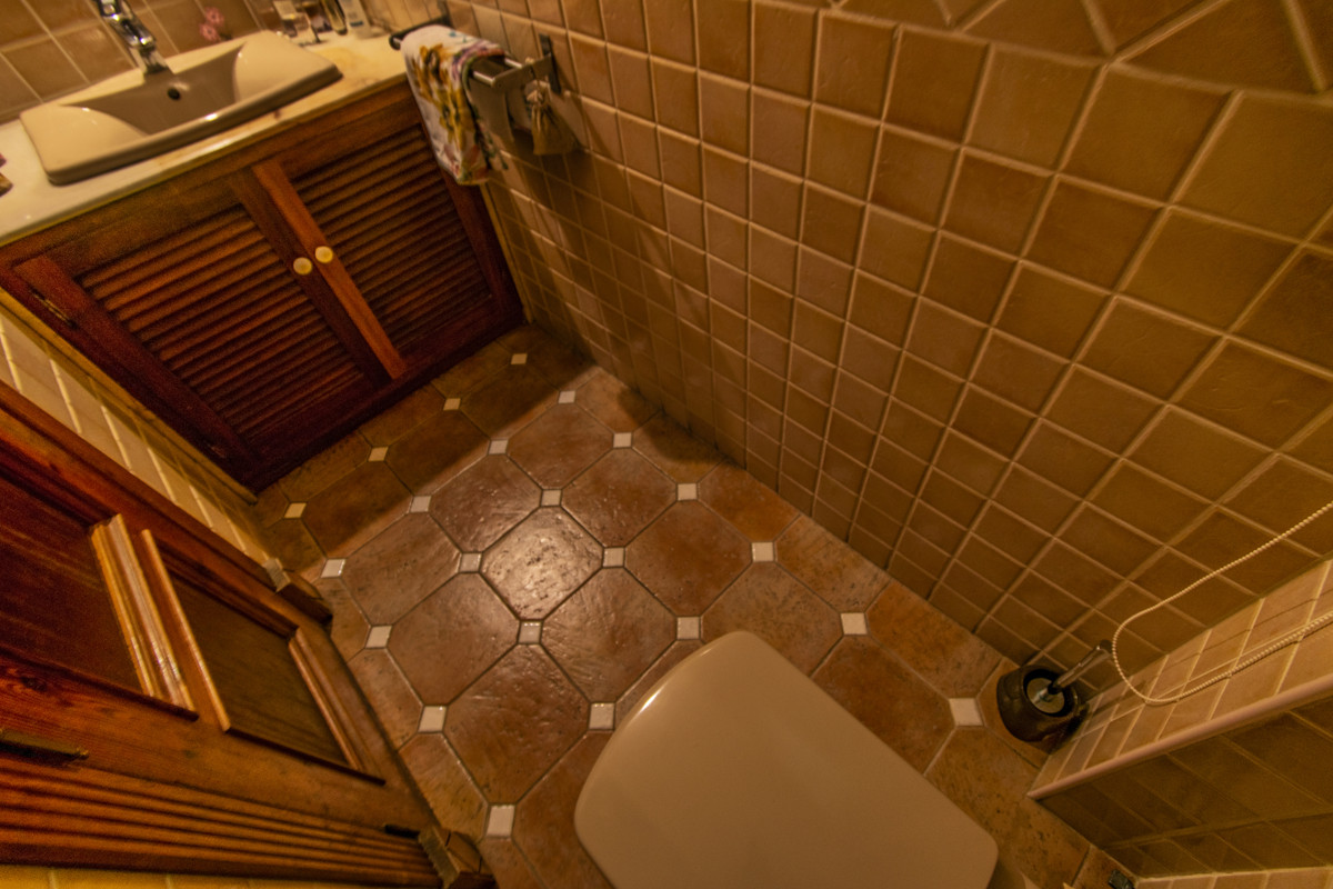 Se vende Villa - Chalet de 4 dormitorios en Costa Del Sol, Málaga, España