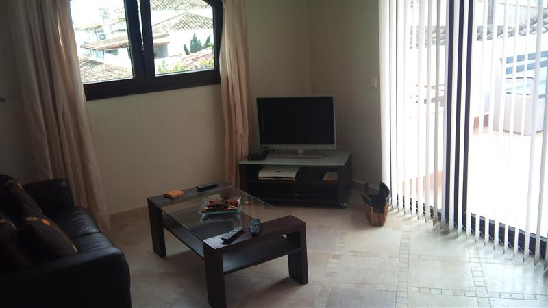 5 Bed Apartment for sale in La Duquesa Costa Del Sol, Málaga, Spain