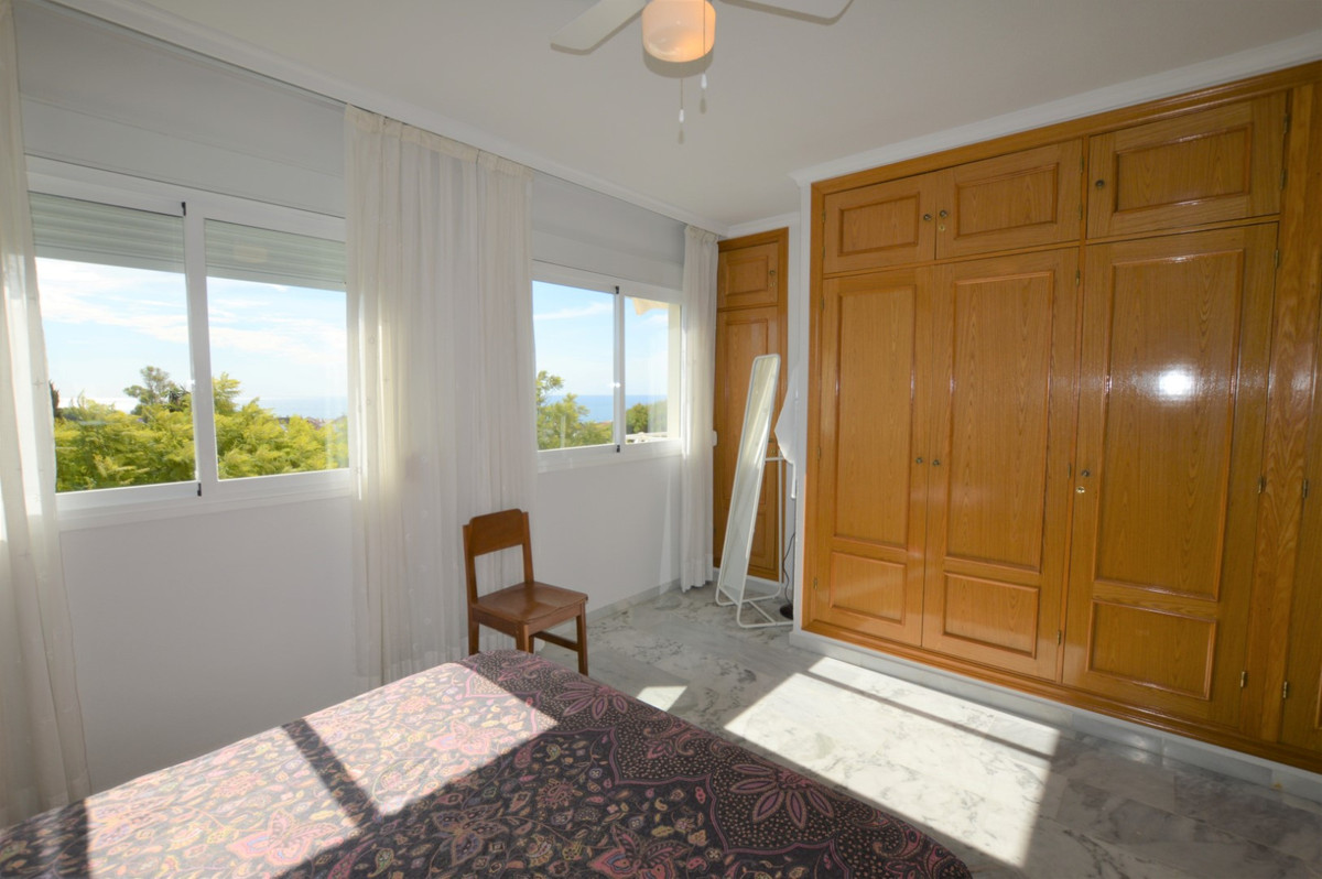 Se vende Apartamento Planta Media de 2 dormitorios en Costa Del Sol, Málaga, España