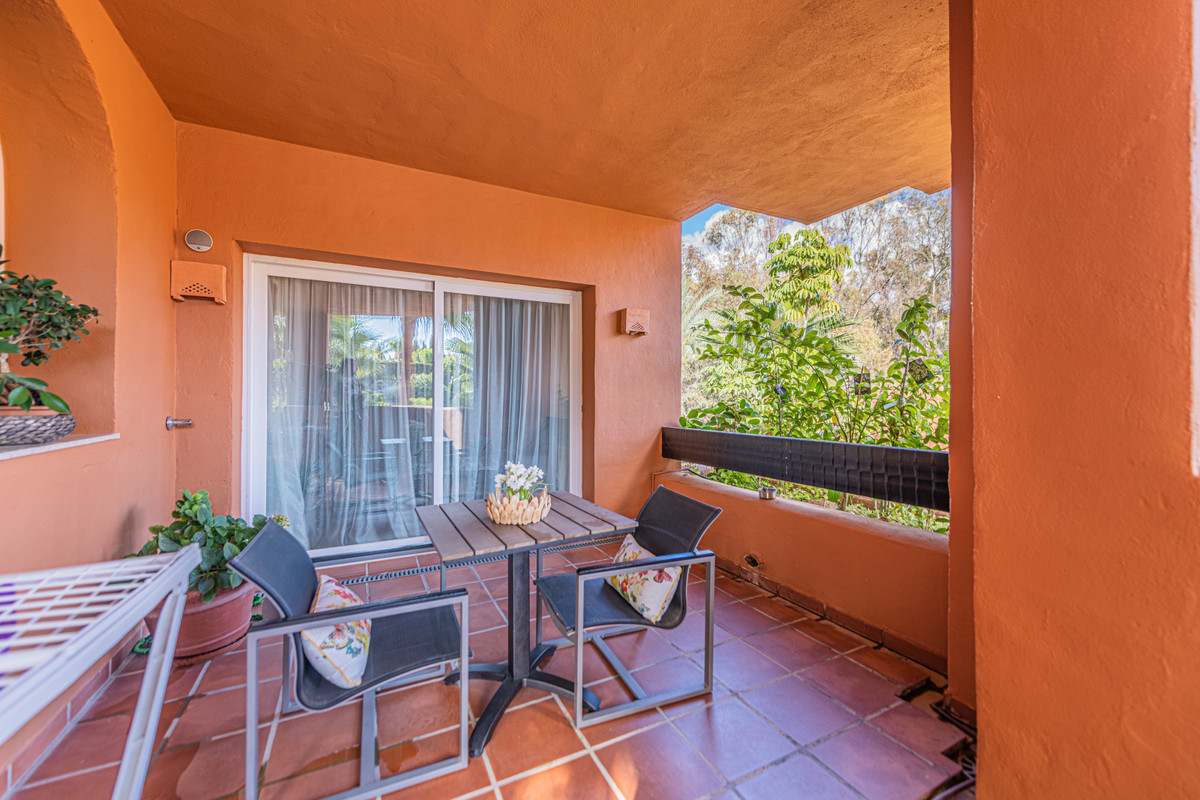 3 Bed Apartment for sale in Nueva Andalucía Costa Del Sol, Málaga, Spain