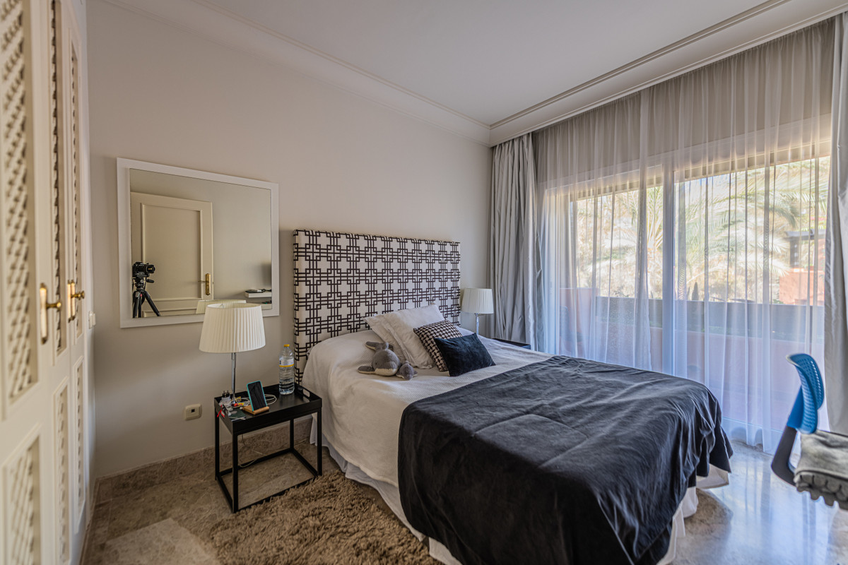 3 Bed Apartment for sale in Nueva Andalucía Costa Del Sol, Málaga, Spain