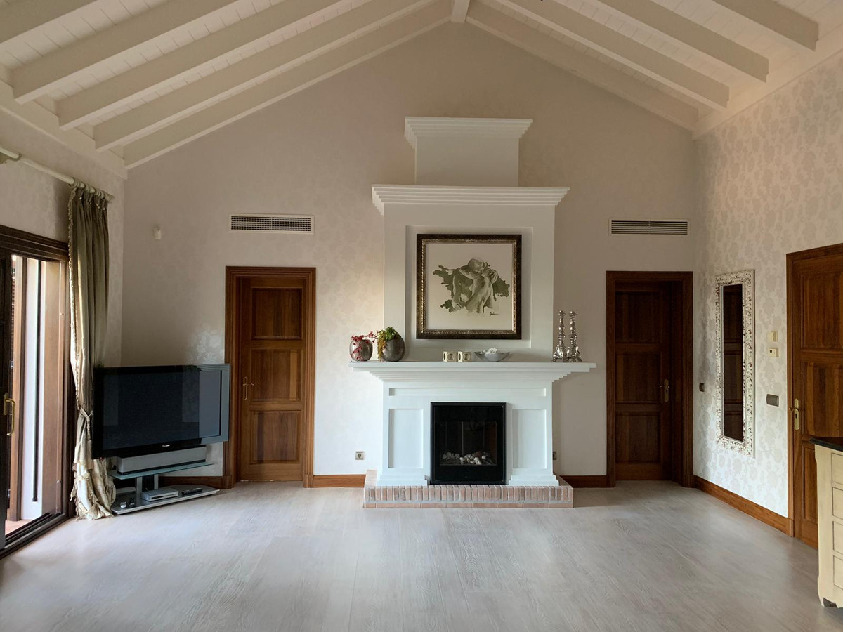 Se vende Villa - Chalet de 5 dormitorios en Costa Del Sol, Málaga, España