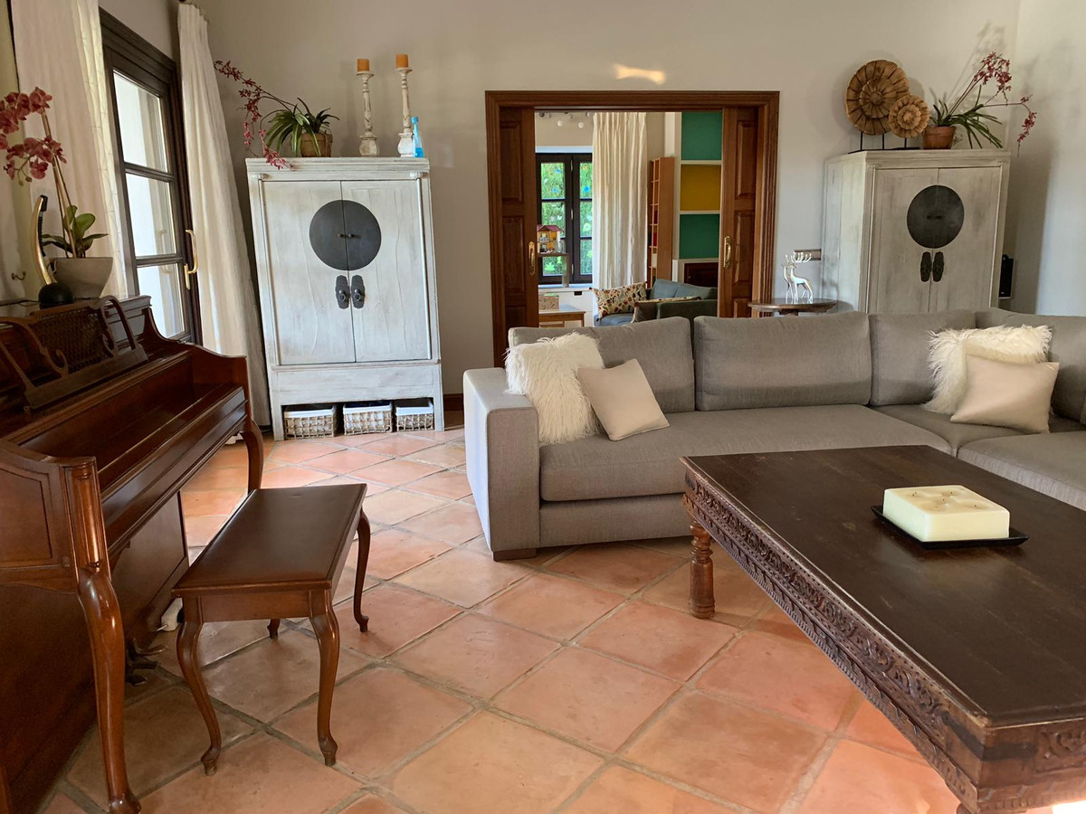 Se vende Villa - Chalet de 5 dormitorios en Costa Del Sol, Málaga, España