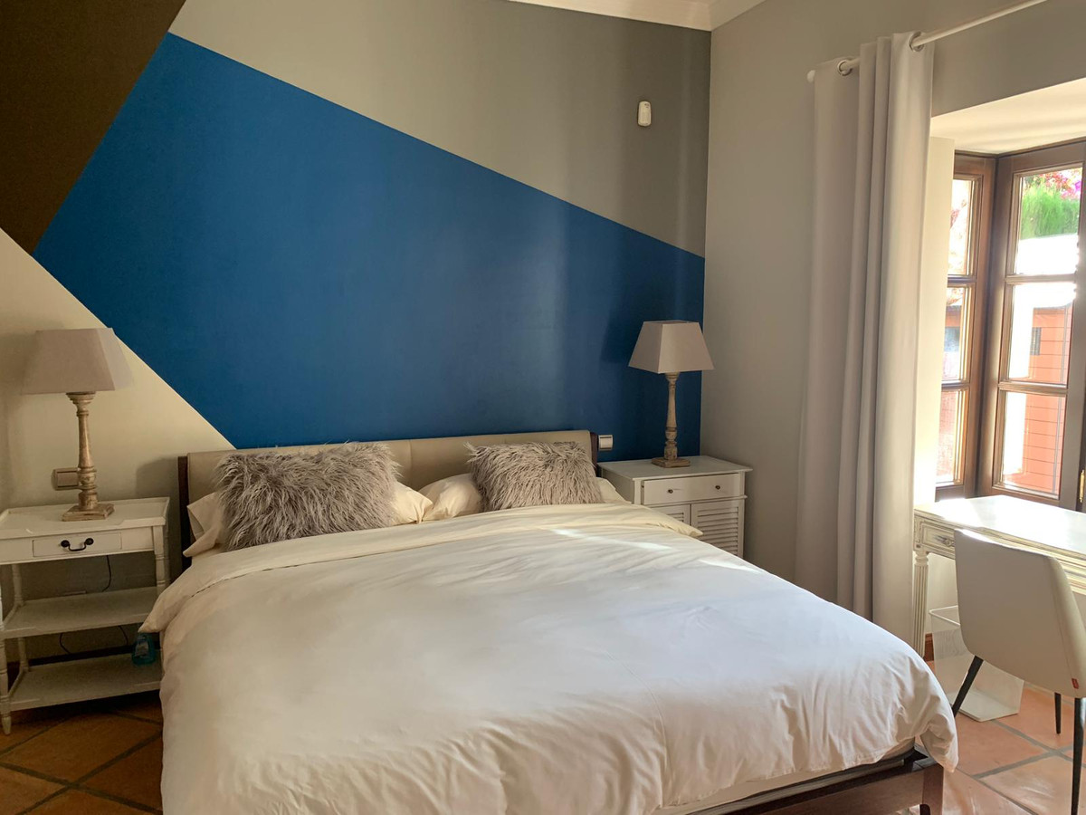 Se vende Villa - Chalet de 5 dormitorios en Costa Del Sol, Málaga, España