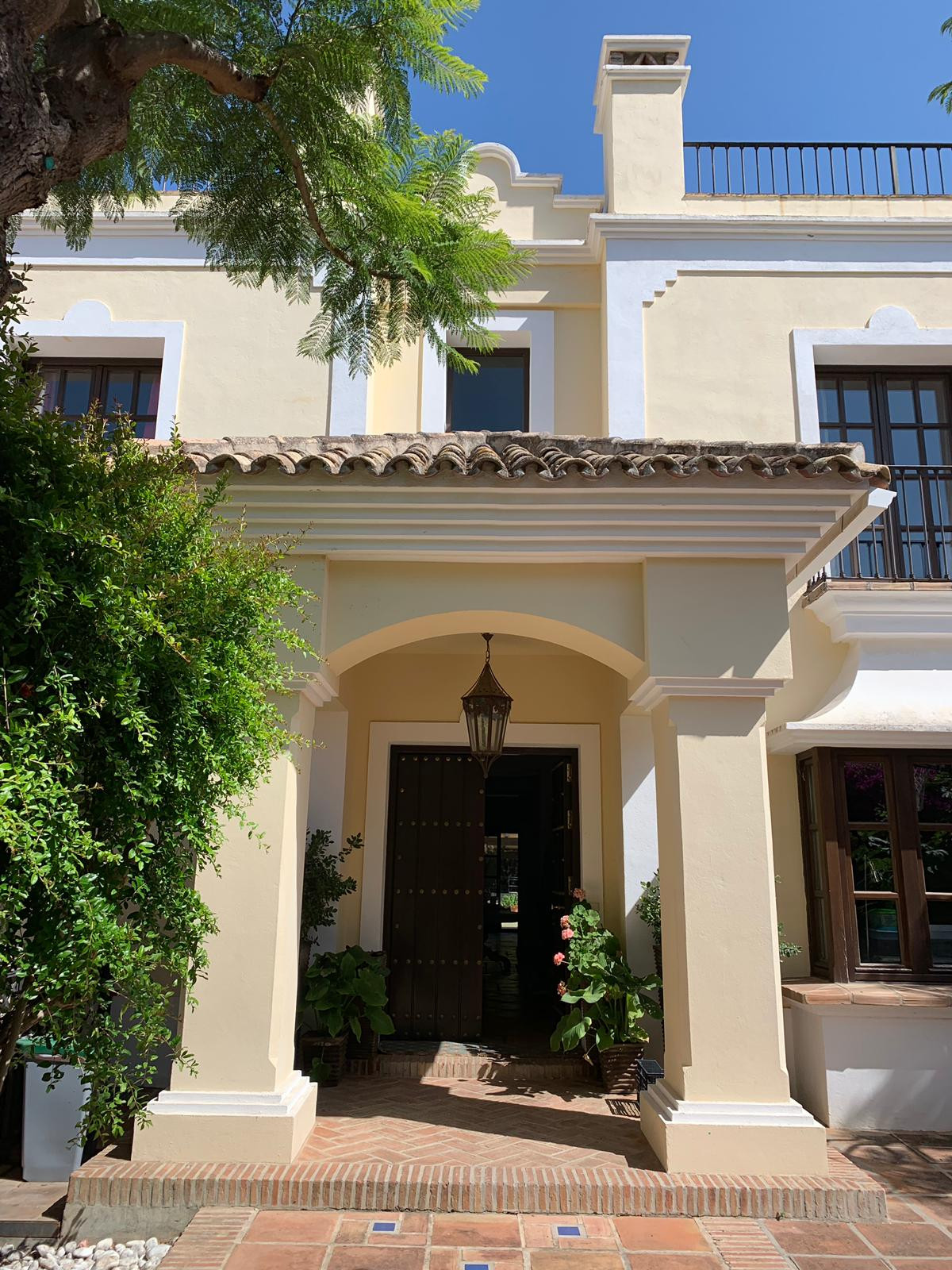 Se vende Villa - Chalet de 5 dormitorios en Costa Del Sol, Málaga, España