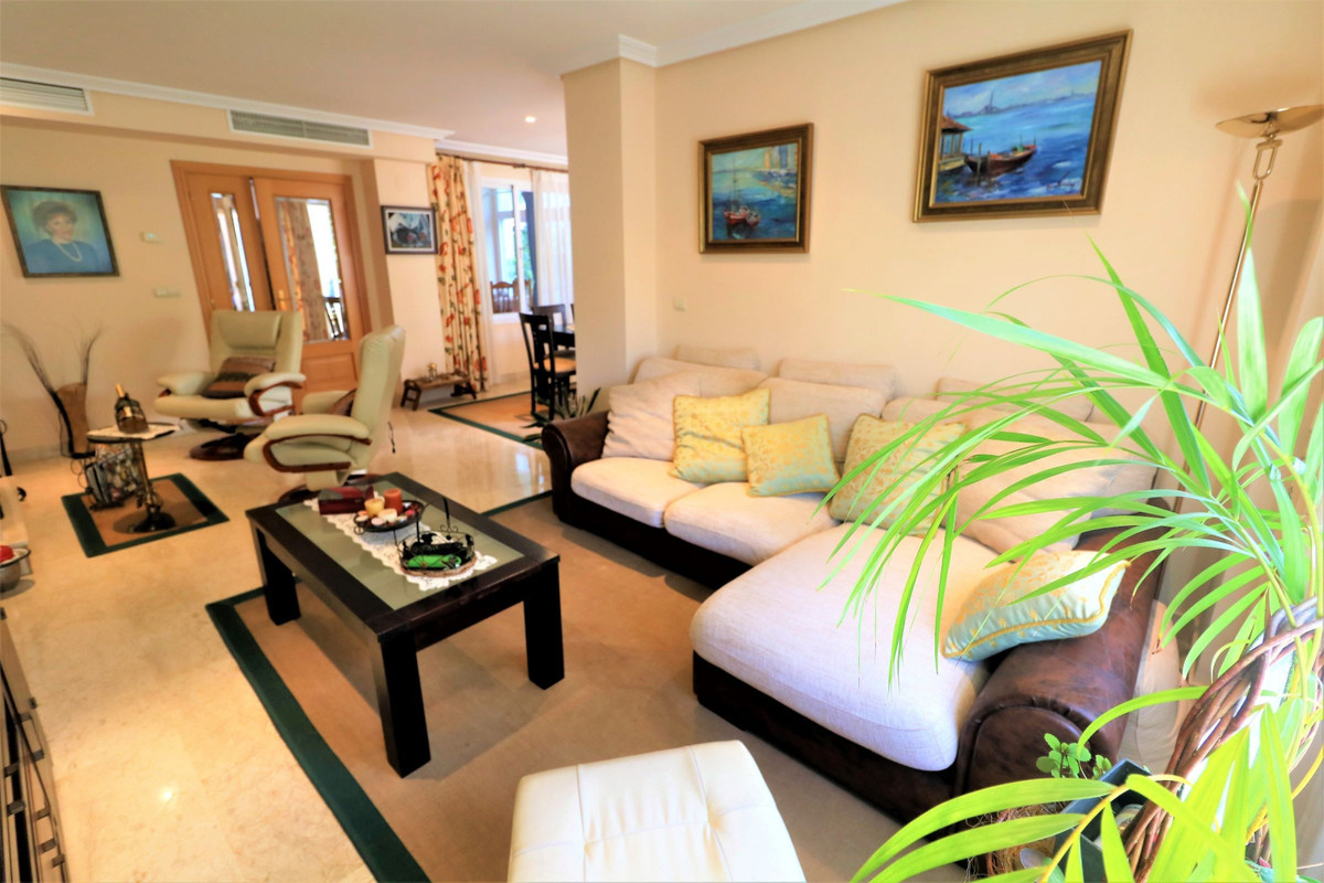 3 Bed Townhouse for sale in Estepona Costa Del Sol, Málaga, Spain