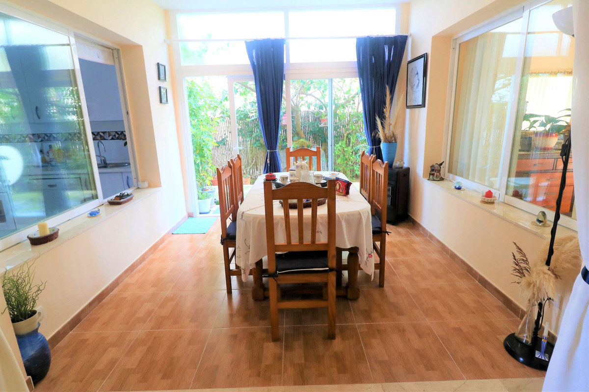 3 Bed Townhouse for sale in Estepona Costa Del Sol, Málaga, Spain