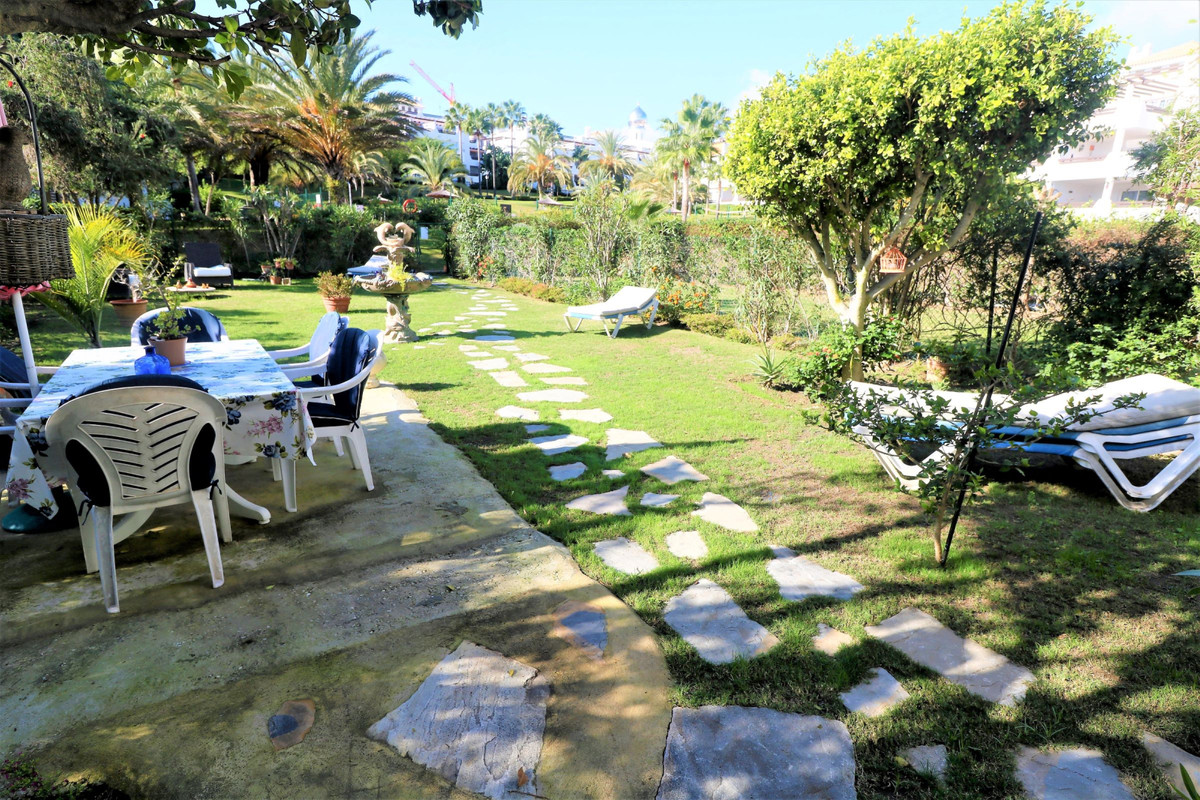 3 Bed Townhouse for sale in Estepona Costa Del Sol, Málaga, Spain