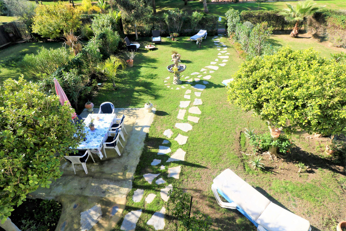 3 Bed Townhouse for sale in Estepona Costa Del Sol, Málaga, Spain