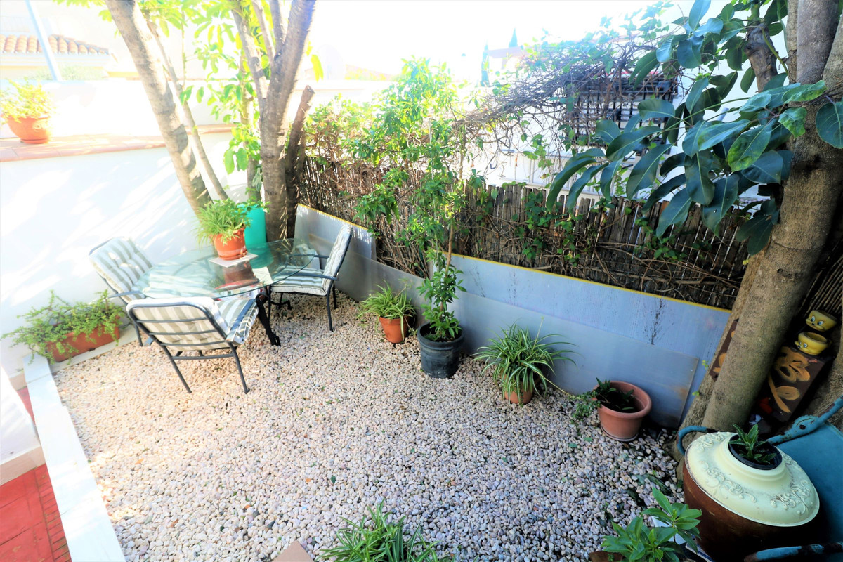 3 Bed Townhouse for sale in Estepona Costa Del Sol, Málaga, Spain