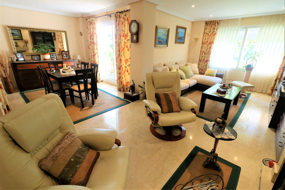 3 Bed Townhouse for sale in Estepona Costa Del Sol, Málaga, Spain