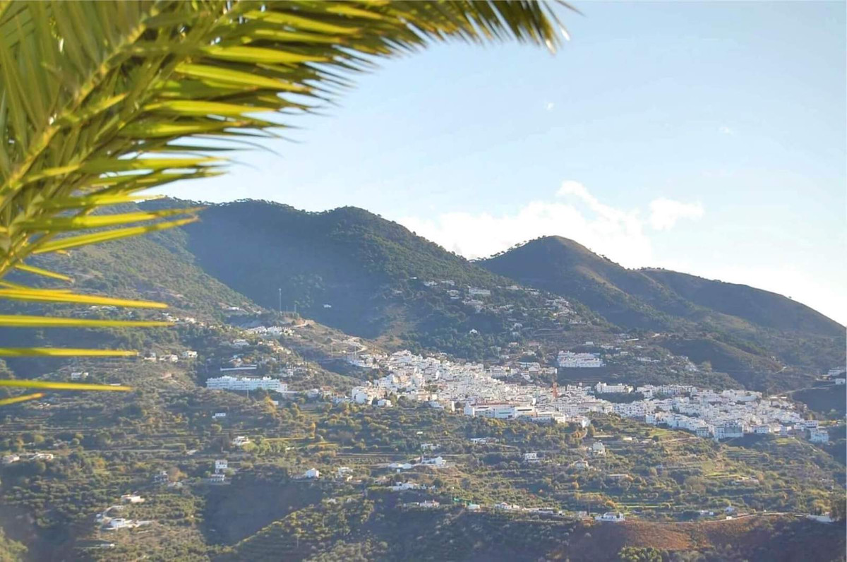Se vende Terreno Rustico  en Costa Del Sol East, Málaga, España